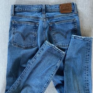 Levi’s Wedgie Jeans